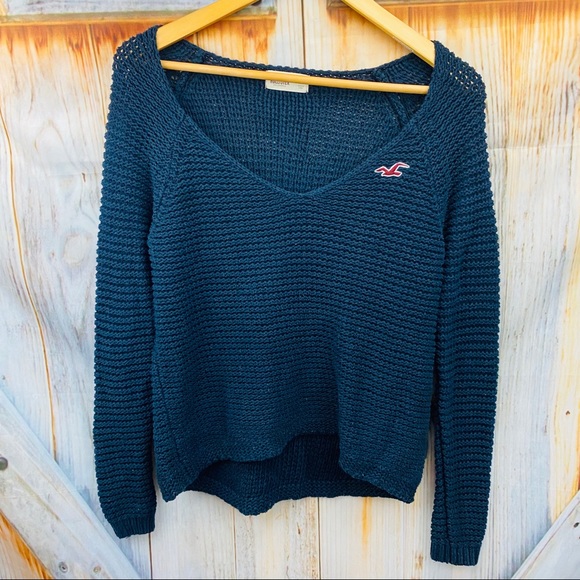 Hollister Sweaters - HOLLISTER Wide V-Neck Crochet Sweater